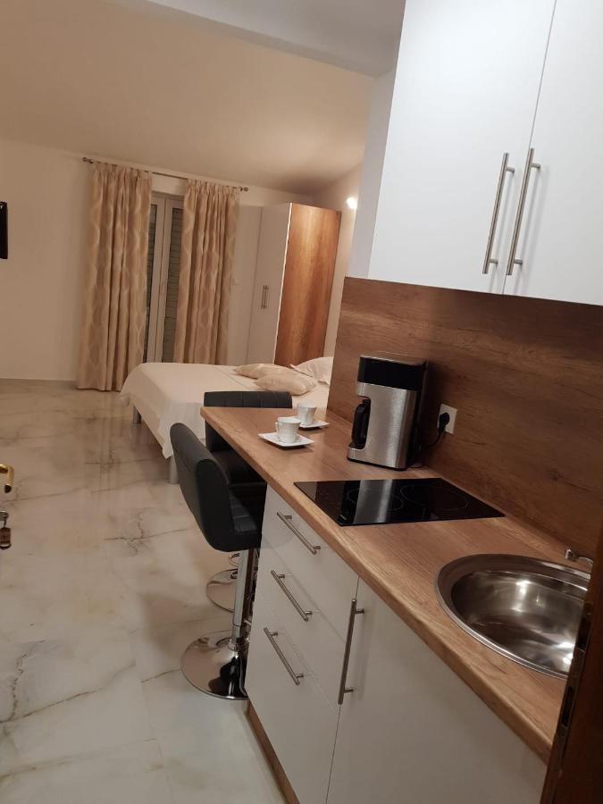 Apartment Miskovic Макарська Екстер'єр фото
