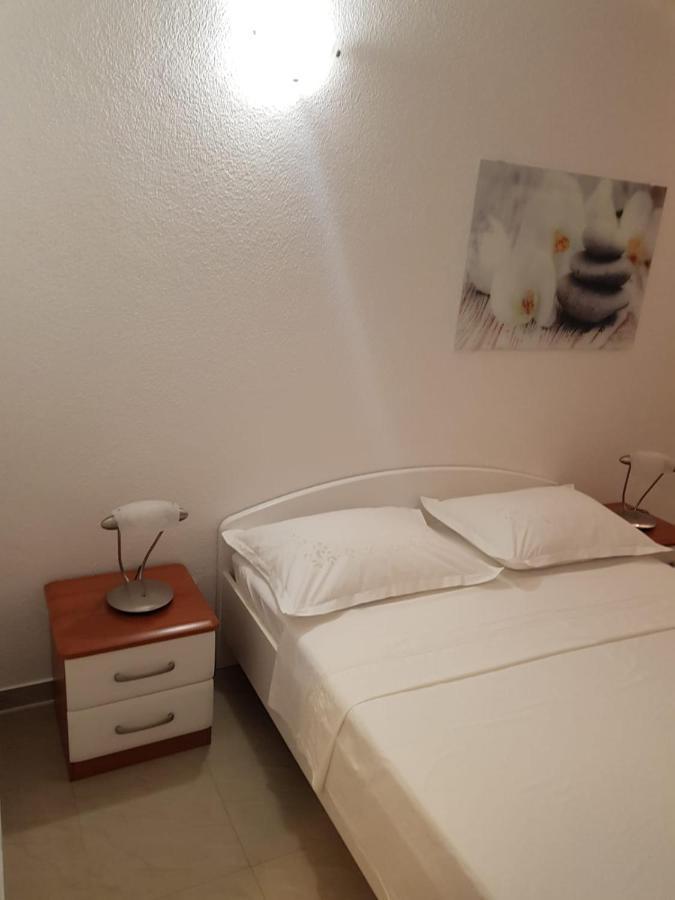 Apartment Miskovic Макарська Екстер'єр фото