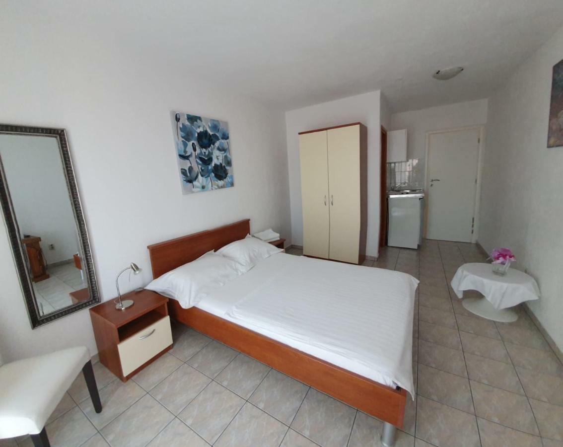 Apartment Miskovic Макарська Екстер'єр фото